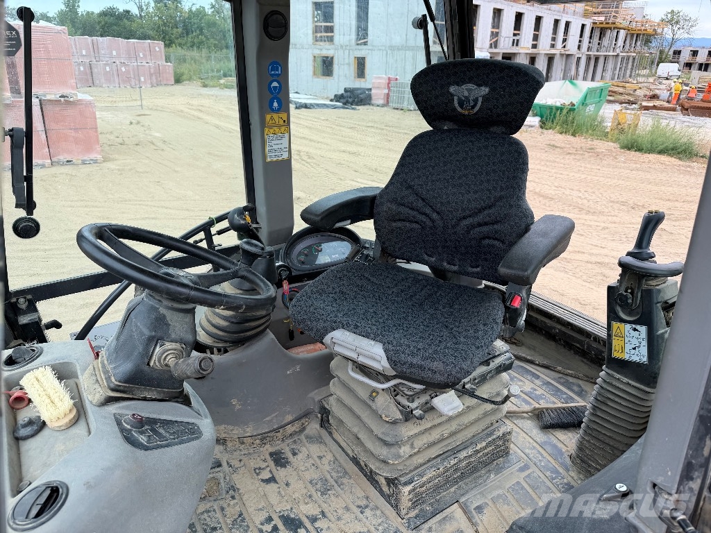 CASE 695 Εκσκαφείς Φορτωτές τύπου JCB