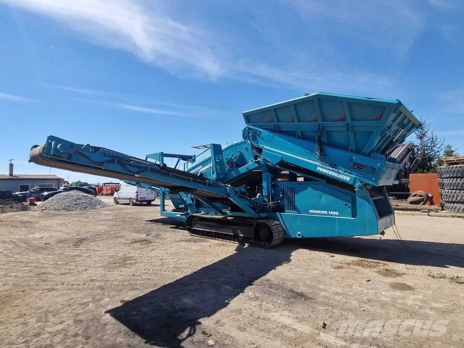 Przesiewacz Powerscreen Warrior 1400 振动筛
