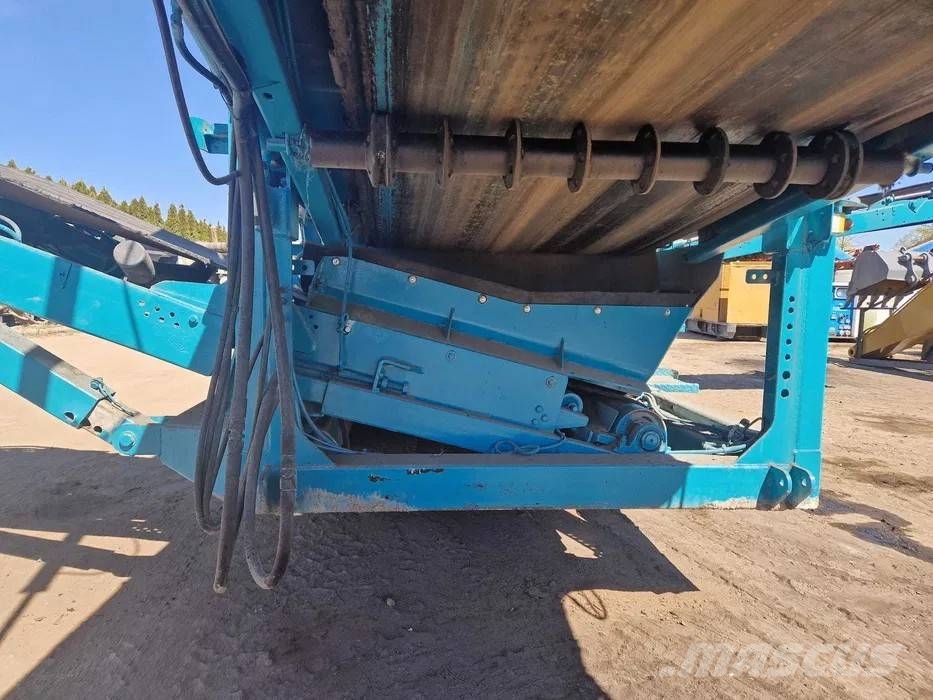 Przesiewacz Powerscreen Warrior 1400 振动筛