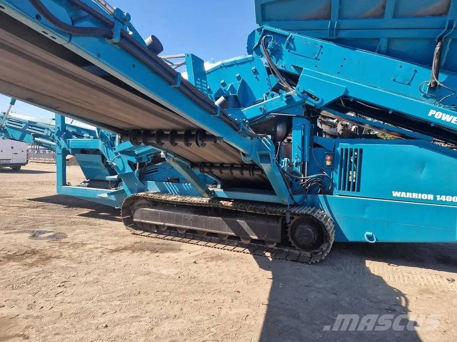 Przesiewacz Powerscreen Warrior 1400 振动筛