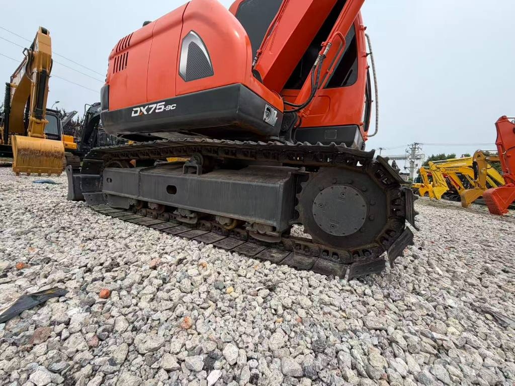 Doosan DX 75-9 C Midigraafmachines 7t - 12t