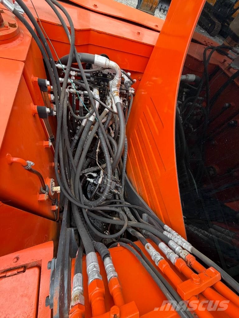 Doosan DX 75-9 C Midigraafmachines 7t - 12t