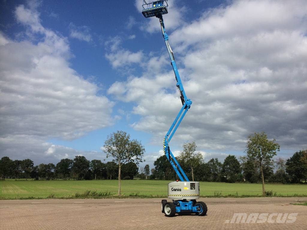 Genie Z 45/25 J Bomlifte med knækarm