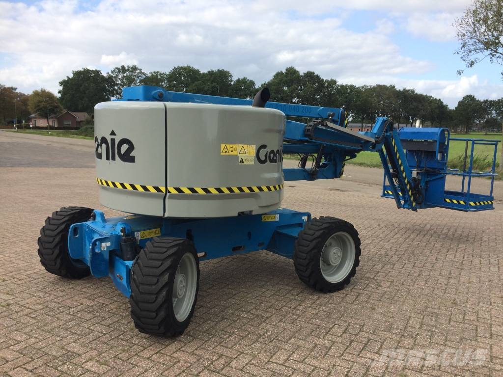 Genie Z 45/25 J Bomlifte med knækarm