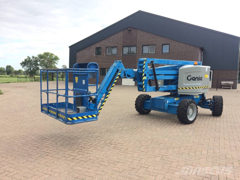 Genie Z 45/25 J Bomlifte med knækarm