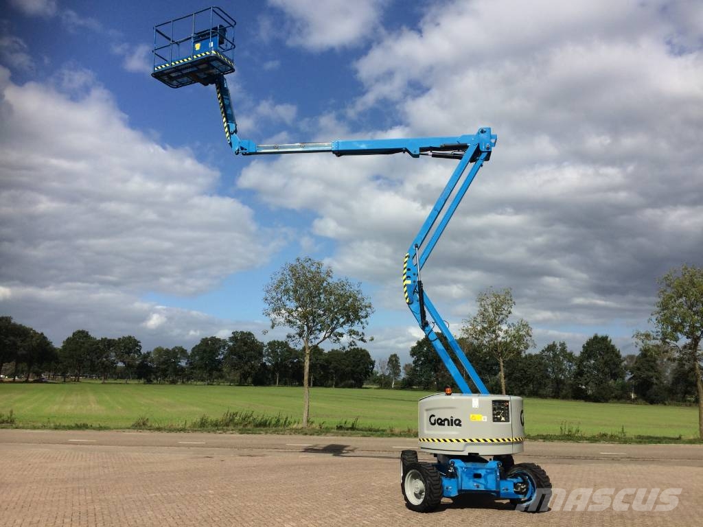 Genie Z 45/25 J Bomlifte med knækarm