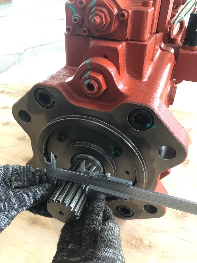 Hyundai K3V180DTP Hydraulic Pump R335-9 Main Pump Hidráulicos