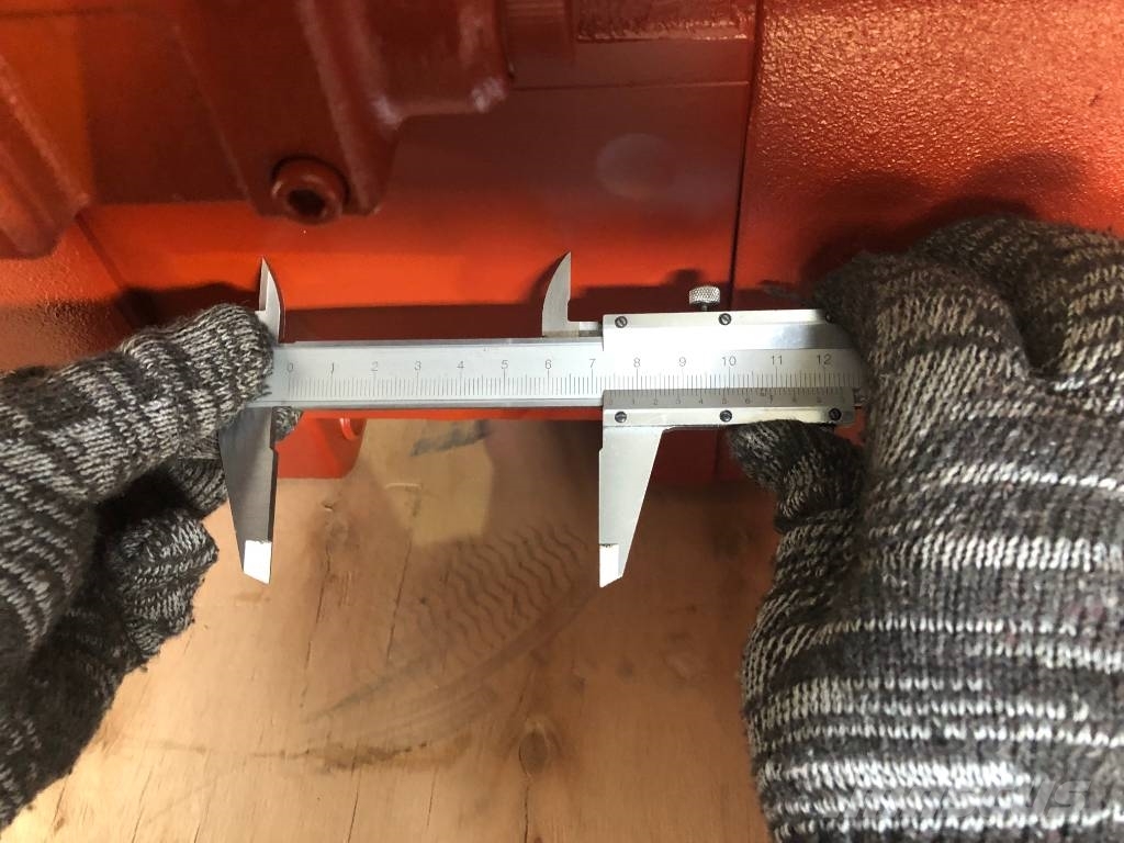 Hyundai K3V180DTP Hydraulic Pump R335-9 Main Pump Hidráulicos
