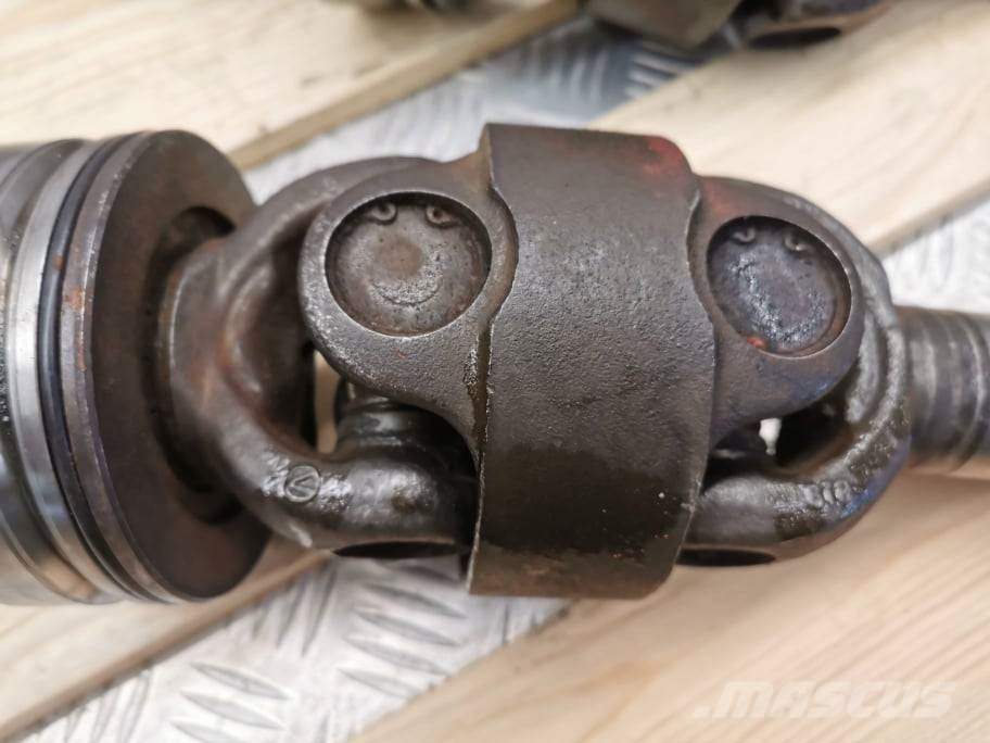 Manitou MLT 628 {Clark-Hurth} axle Axles