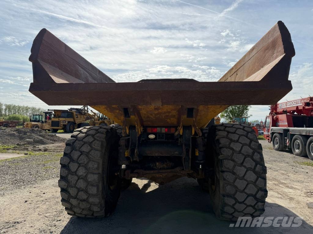 Komatsu HM 400-2 Σπαστό Dump Truck ADT