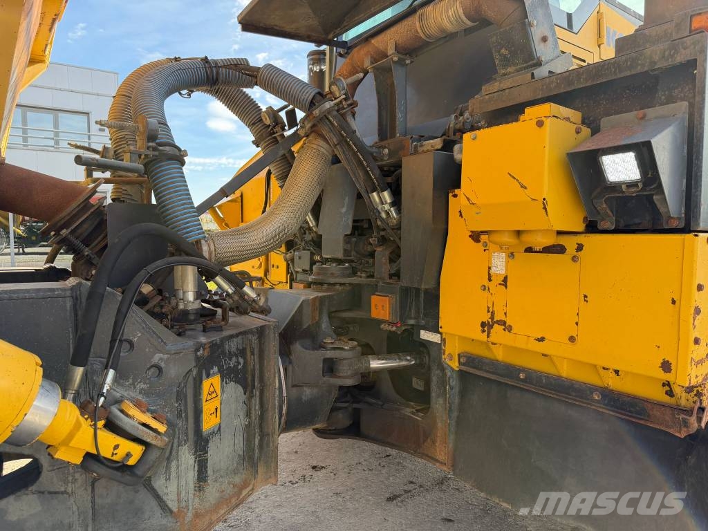 Komatsu HM 400-2 Σπαστό Dump Truck ADT