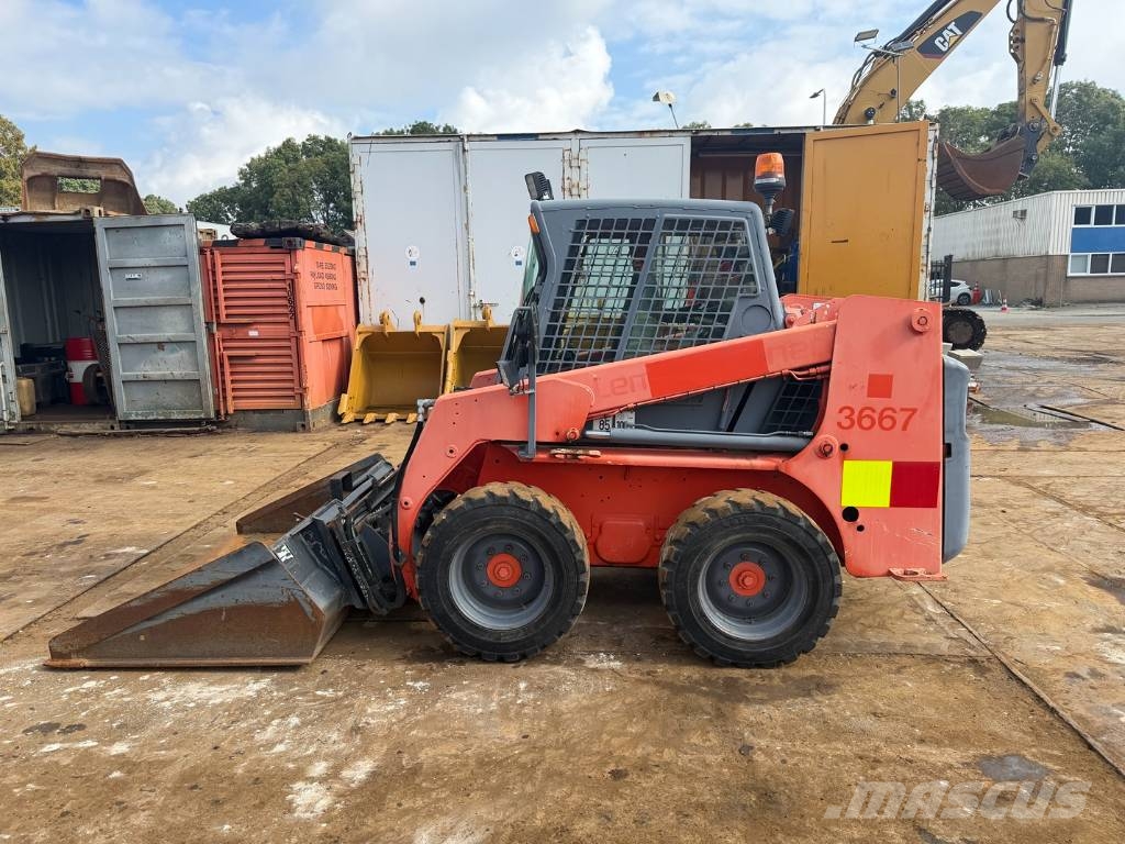 Bobcat 763 high flow Skid steer mini nakladalci