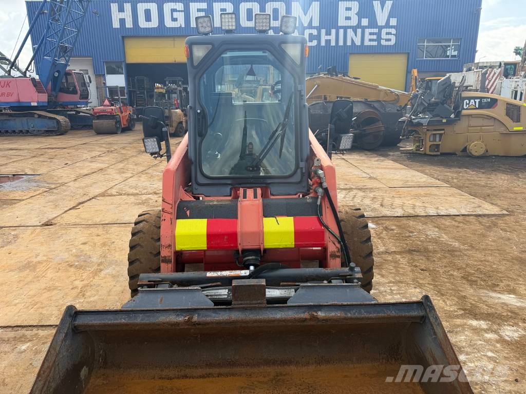 Bobcat 763 high flow Skid steer mini nakladalci