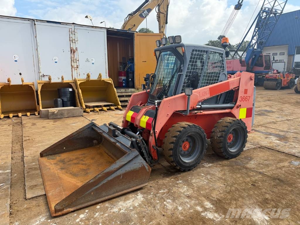 Bobcat 763 high flow Skid steer mini nakladalci