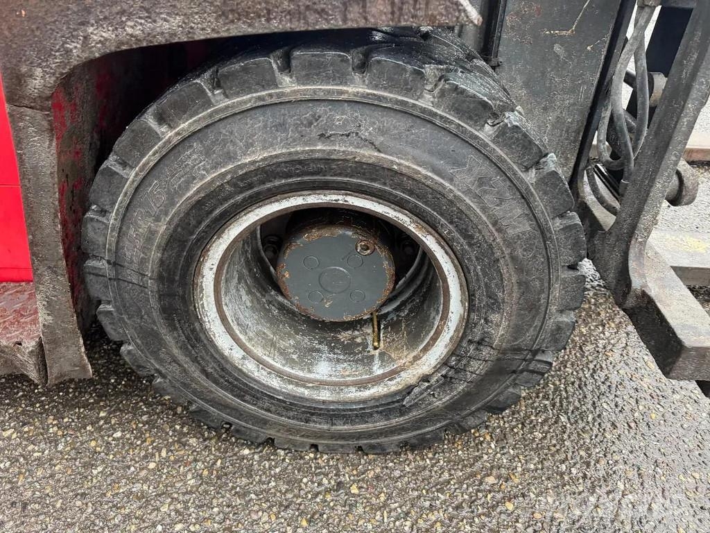 Kalmar DCF 80-9 8000 KG 2 STAGE MAST FORK POSITIONER DIES Dieselmotviktstruckar