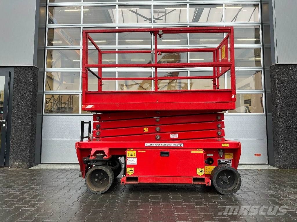 Holland Lift Ecostar HL-9710 Nůžková zvedací plošina