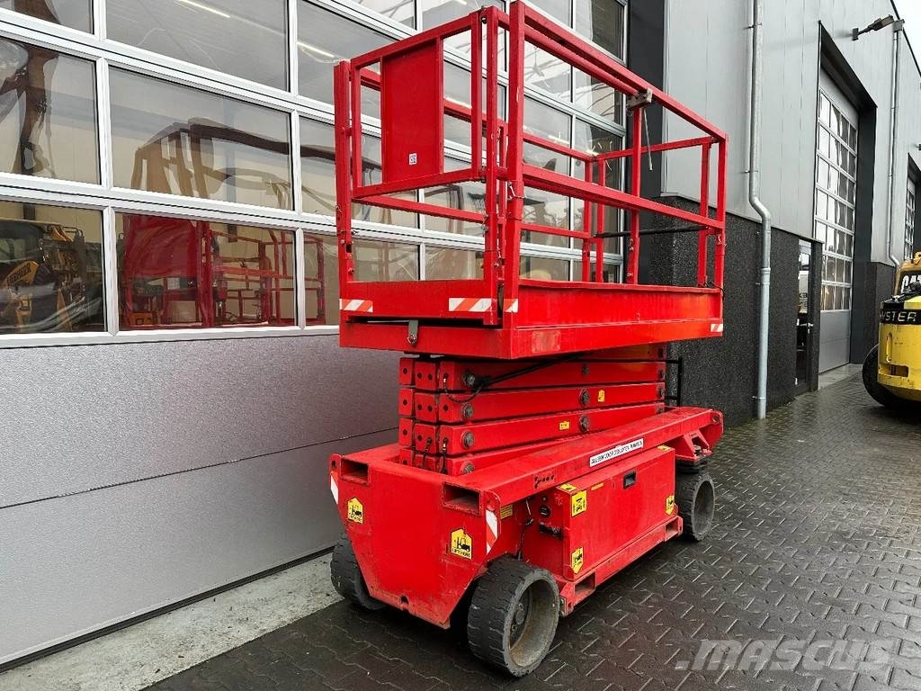 Holland Lift Ecostar HL-9710 Nůžková zvedací plošina