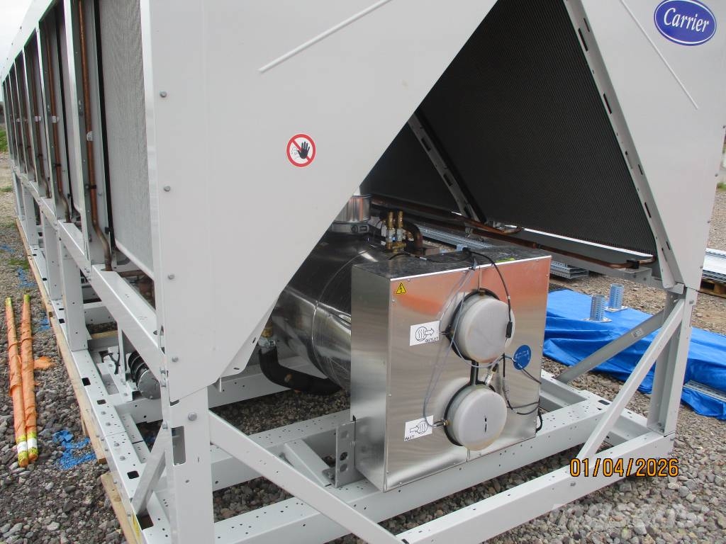 Carrier 30KAVIZE 1100kW Chiller Kühl- und Heizsysteme