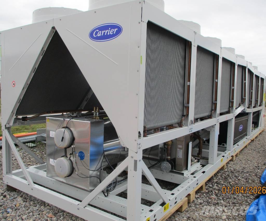 Carrier 30KAVIZE 1100kW Chiller Kühl- und Heizsysteme