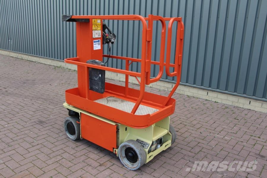 JLG 1230 ES Electric, 5.6m Working height, Non Marking Knikarmhoogwerkers