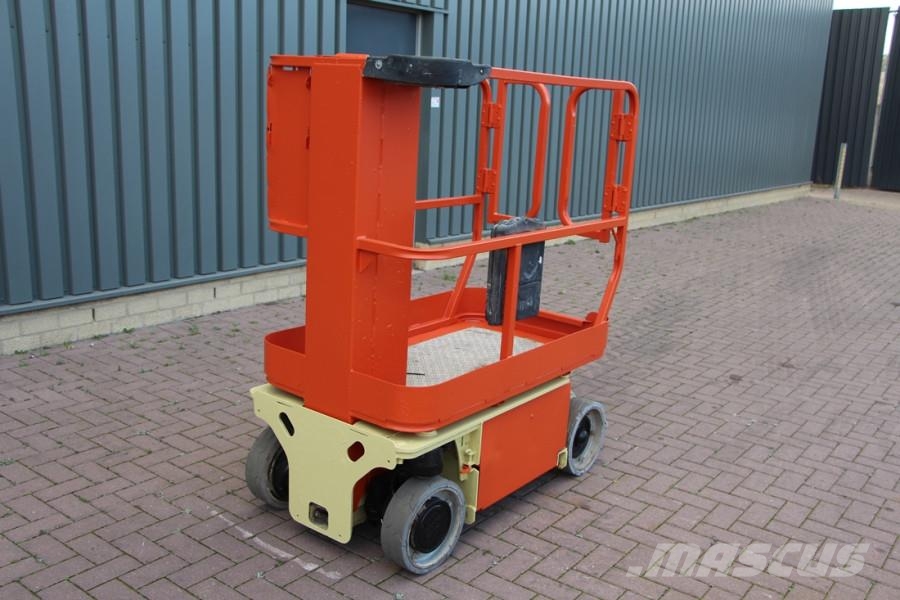 JLG 1230 ES Electric, 5.6m Working height, Non Marking Knikarmhoogwerkers
