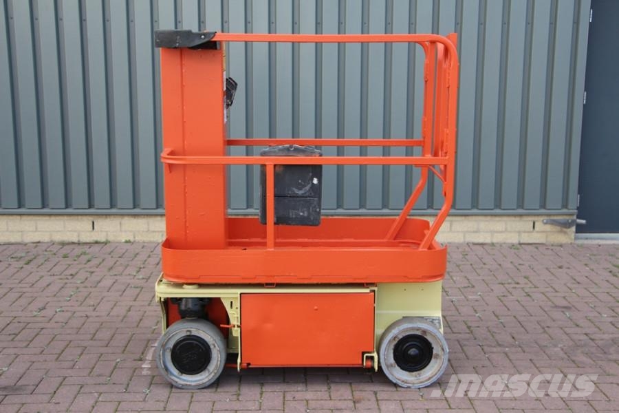JLG 1230 ES Electric, 5.6m Working height, Non Marking Knikarmhoogwerkers