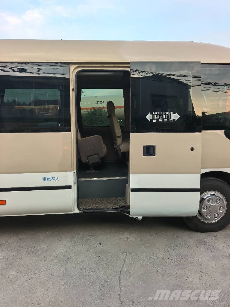 Toyota Coaster Bus Mikroautobusai