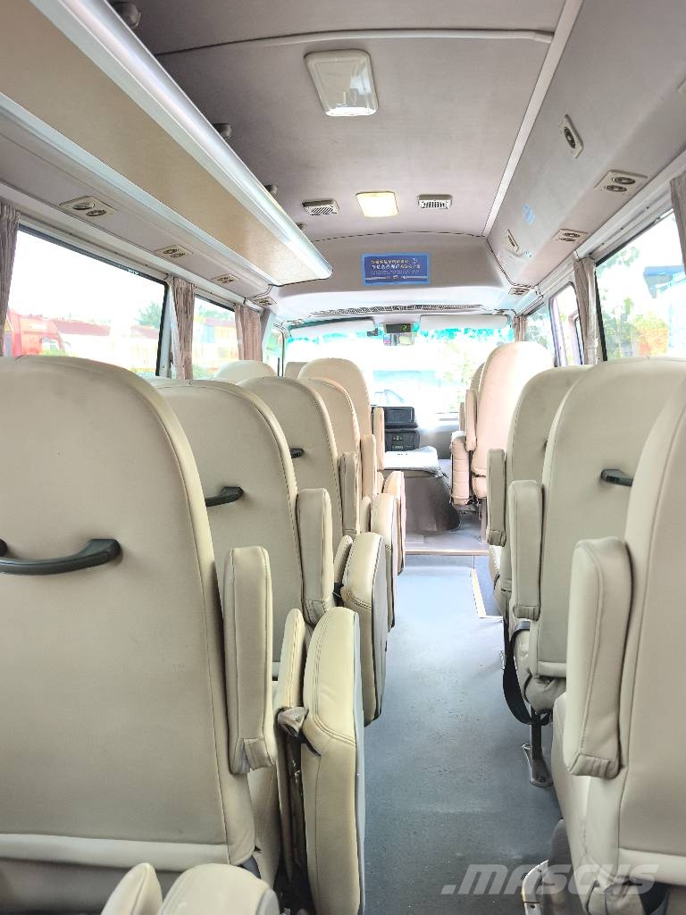 Toyota Coaster Bus Mikroautobusai