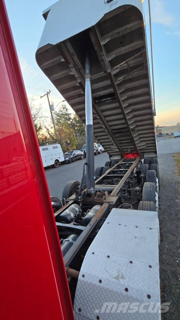 Volvo VHD 7 axle automatic dump truck Tipper trucks