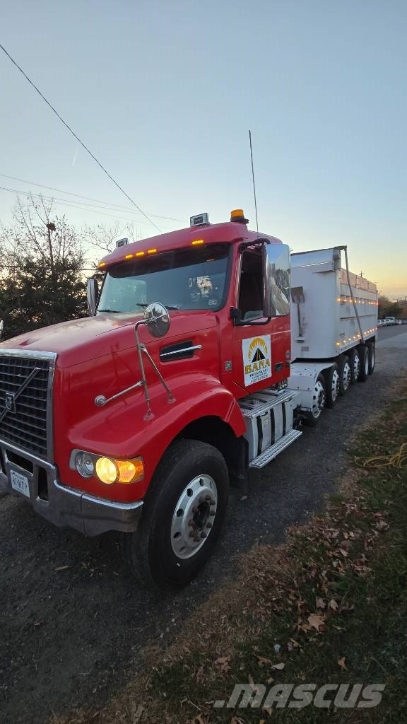 Volvo VHD 7 axle automatic dump truck Tipper trucks