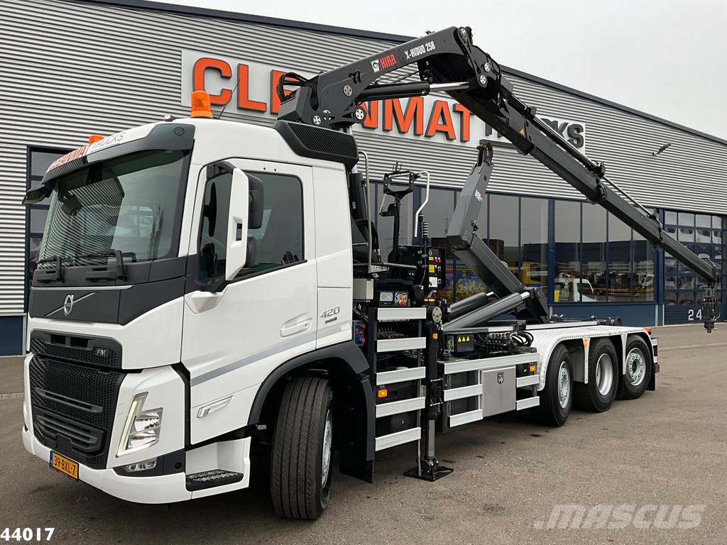 Volvo FM 420 8x2 Hiab 25 Tonmeter laadkraan + Welvaarts 吊鉤式起重車
