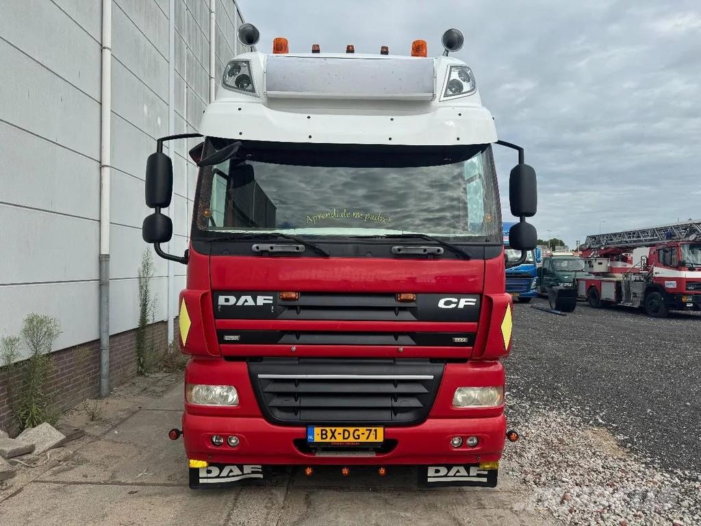 DAF CF 85.460 8X2 HIAB 477E-7 + JIB 75X + REMOTE CONTR رافعات صالحة لكل أنواع الطرق