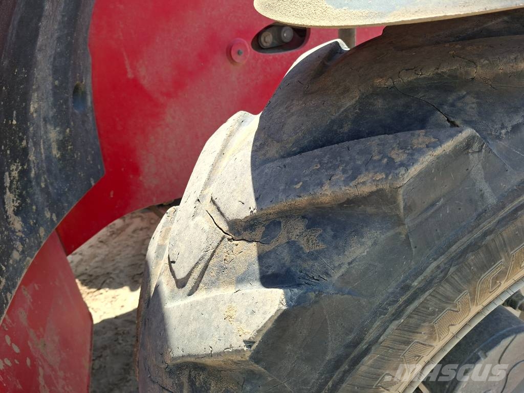 Manitou MT1440e مناولات متداخلة