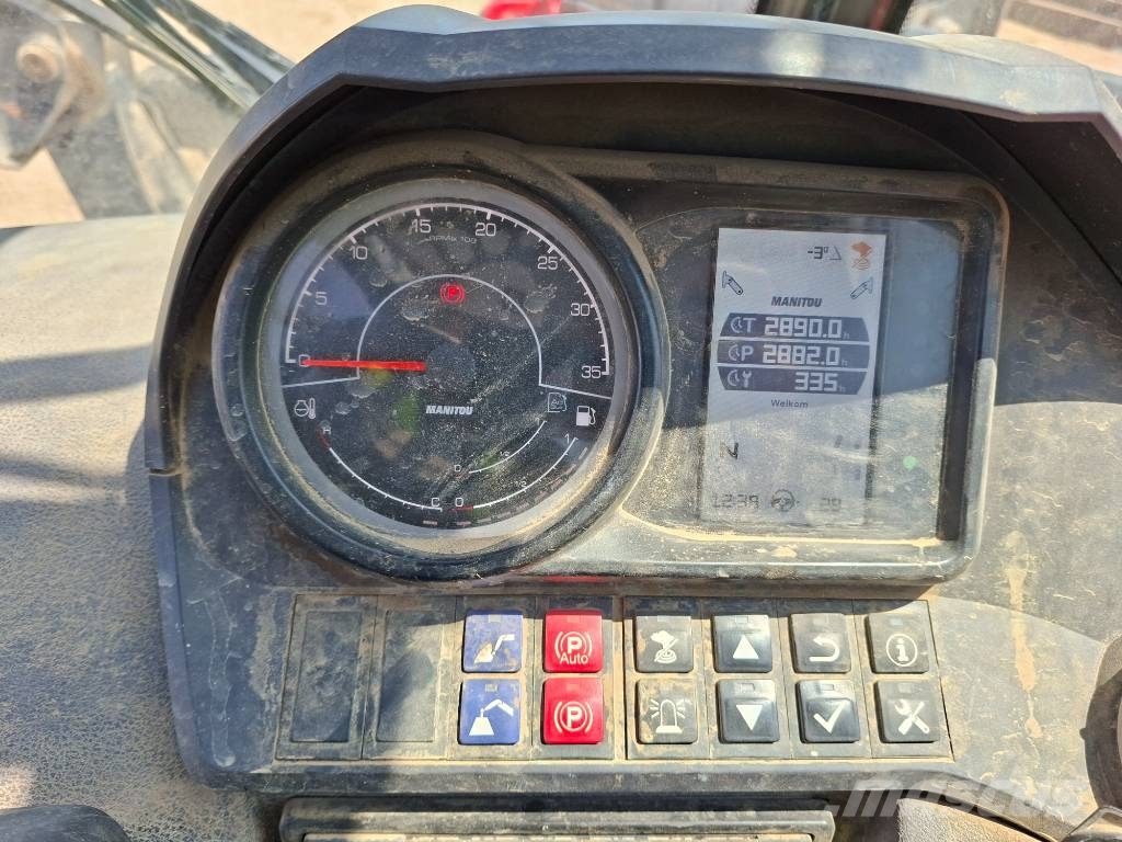 Manitou MT1440e مناولات متداخلة