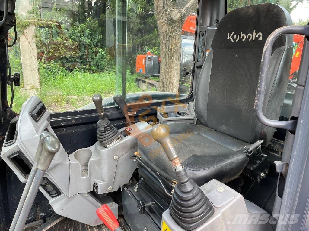 Kubota KX 165 履带挖掘机