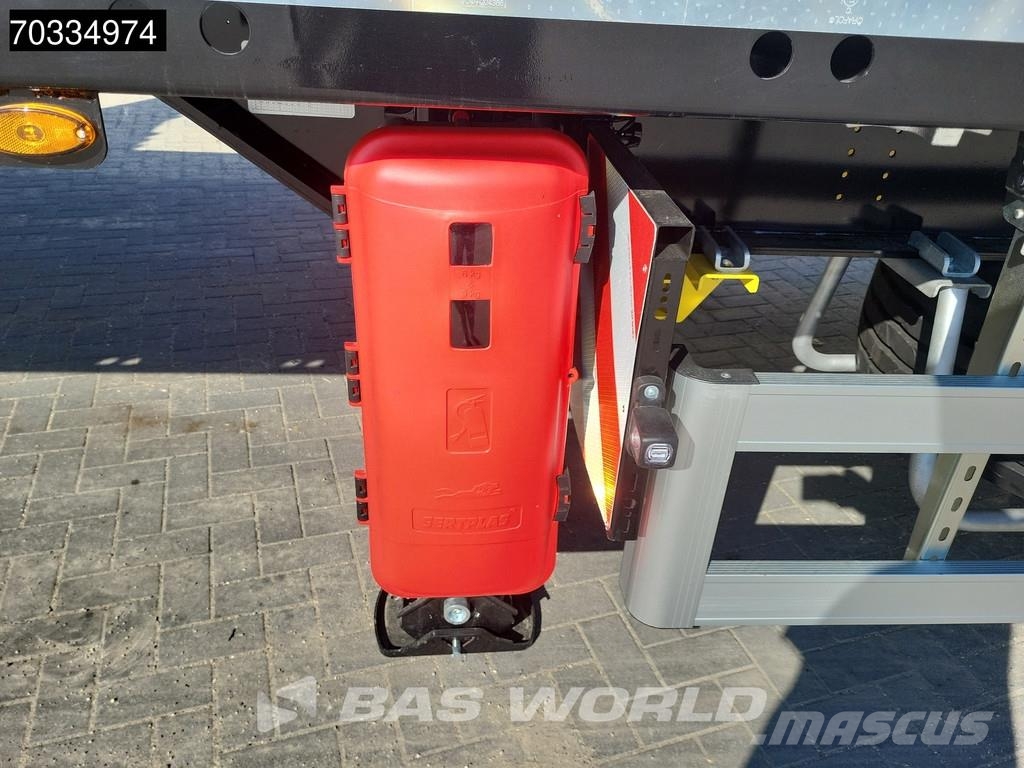 Orthaus A3 3 axles NEW Open SAF Lift Axle Flaktrailer