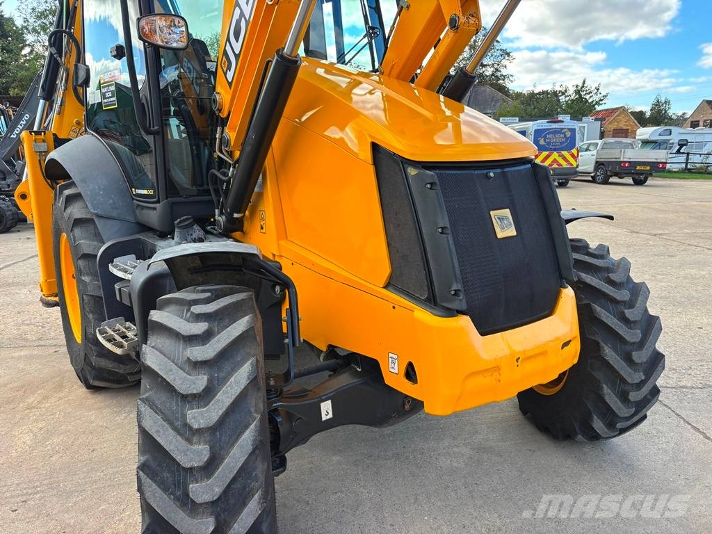 JCB 3 CX Contractor Backhoe loaders