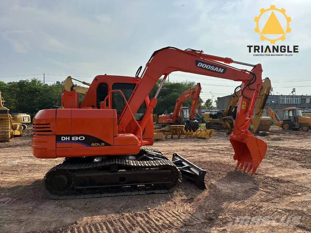 Doosan DH 80 Bagri goseničarji
