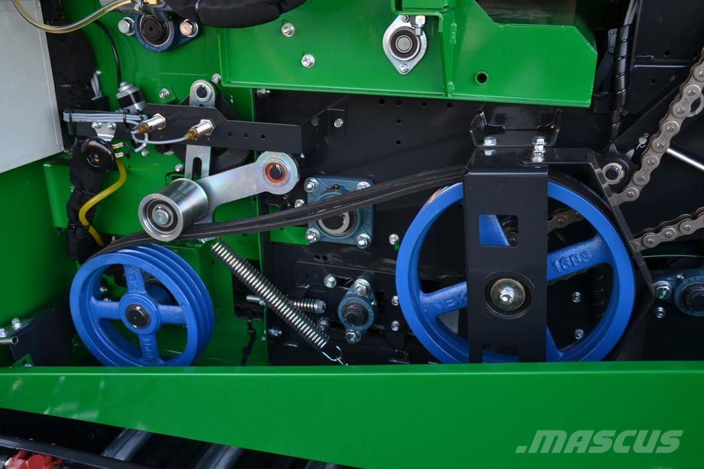 Knoll MultiBaler 820 محزمات مستديرة