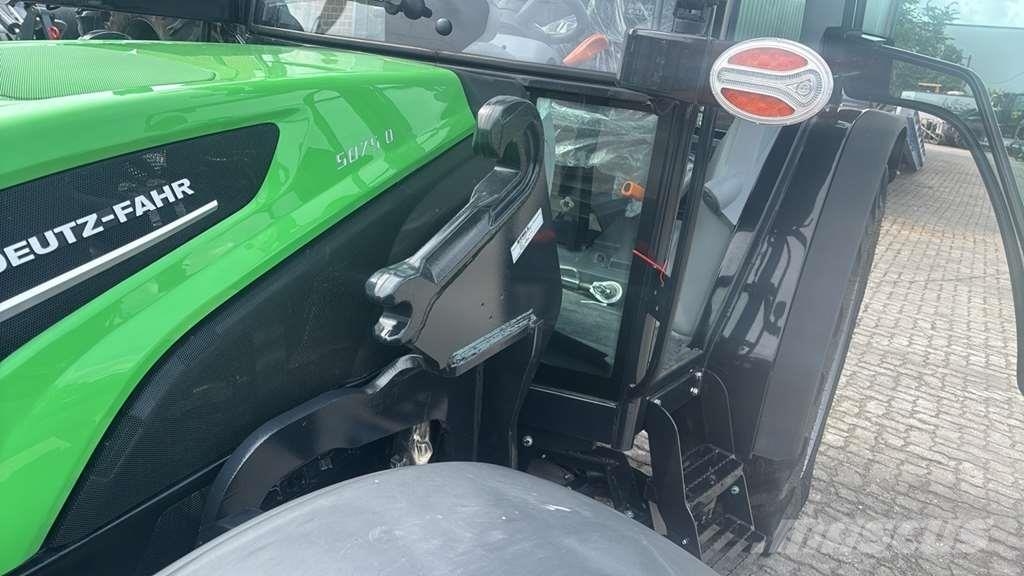 Deutz-Fahr 5075 Traktory