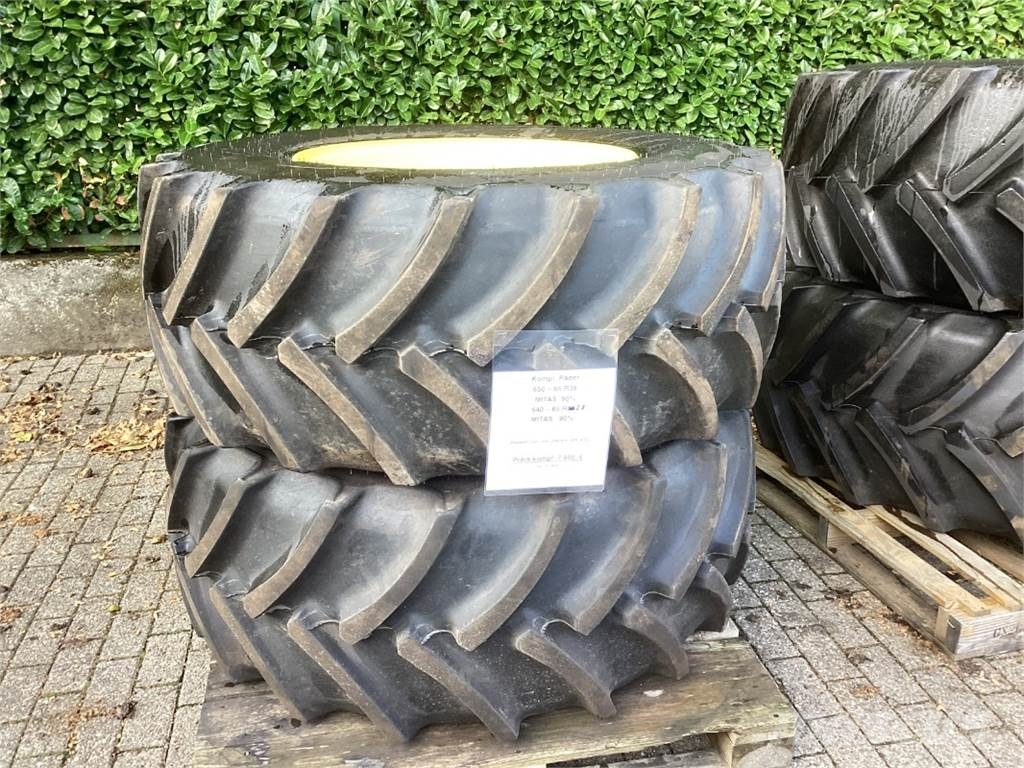 Mitas 650/65 R38 + 540/65R28 Tyres, wheels and rims