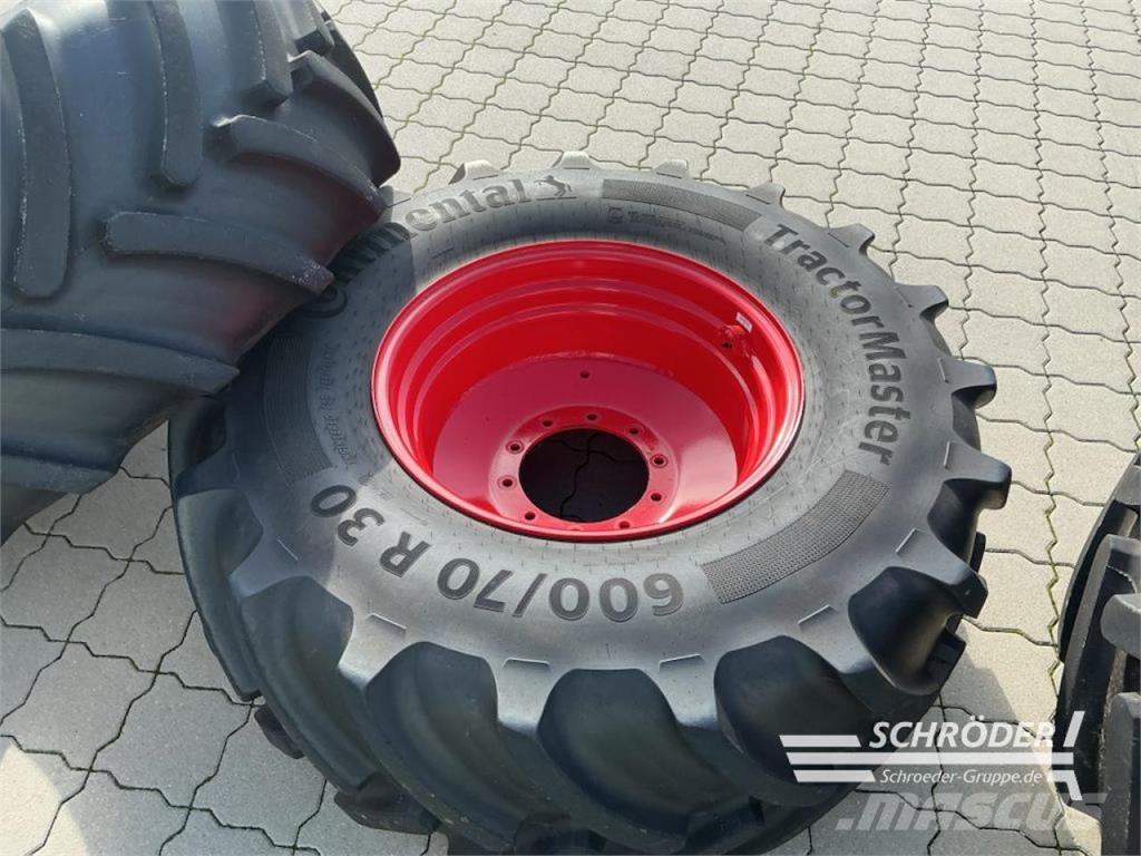 Fendt 2X 600/70R30 + 2X 710/70R42 CONTINENTA الإطارات والعجلات والحافات