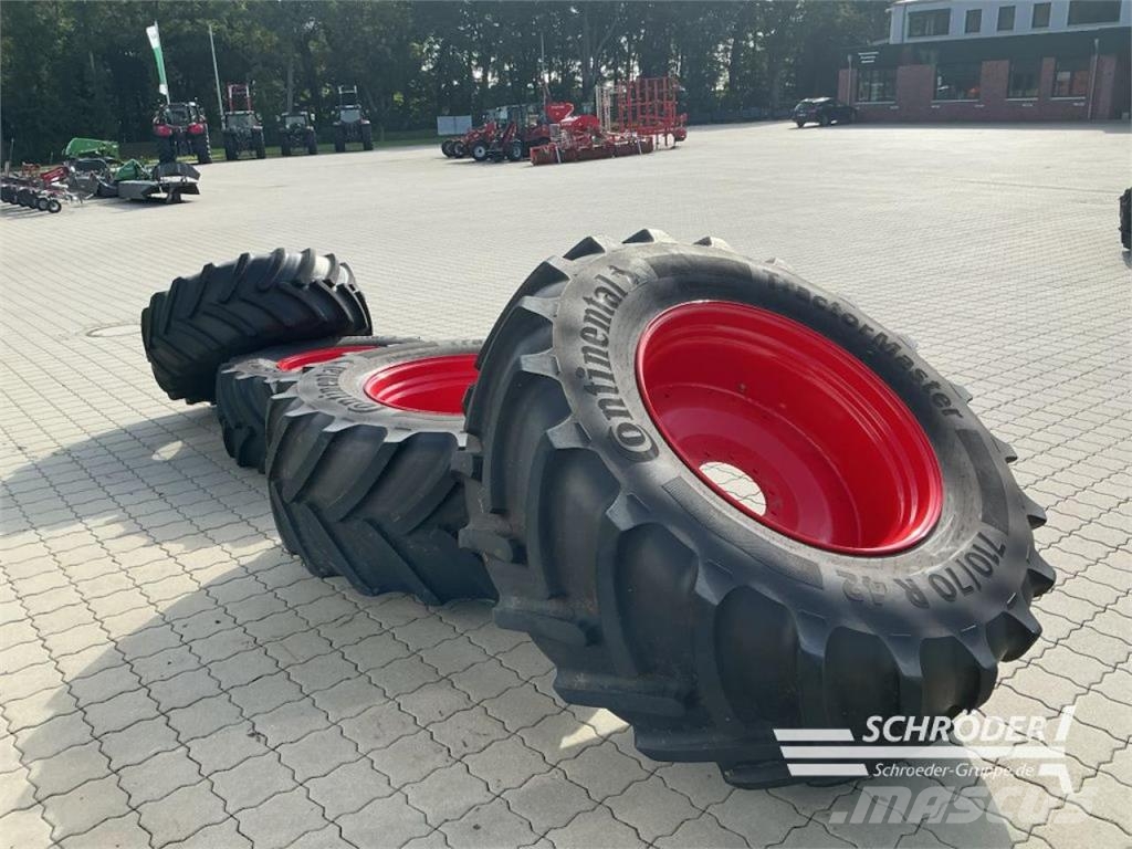Fendt 2X 600/70R30 + 2X 710/70R42 CONTINENTA الإطارات والعجلات والحافات