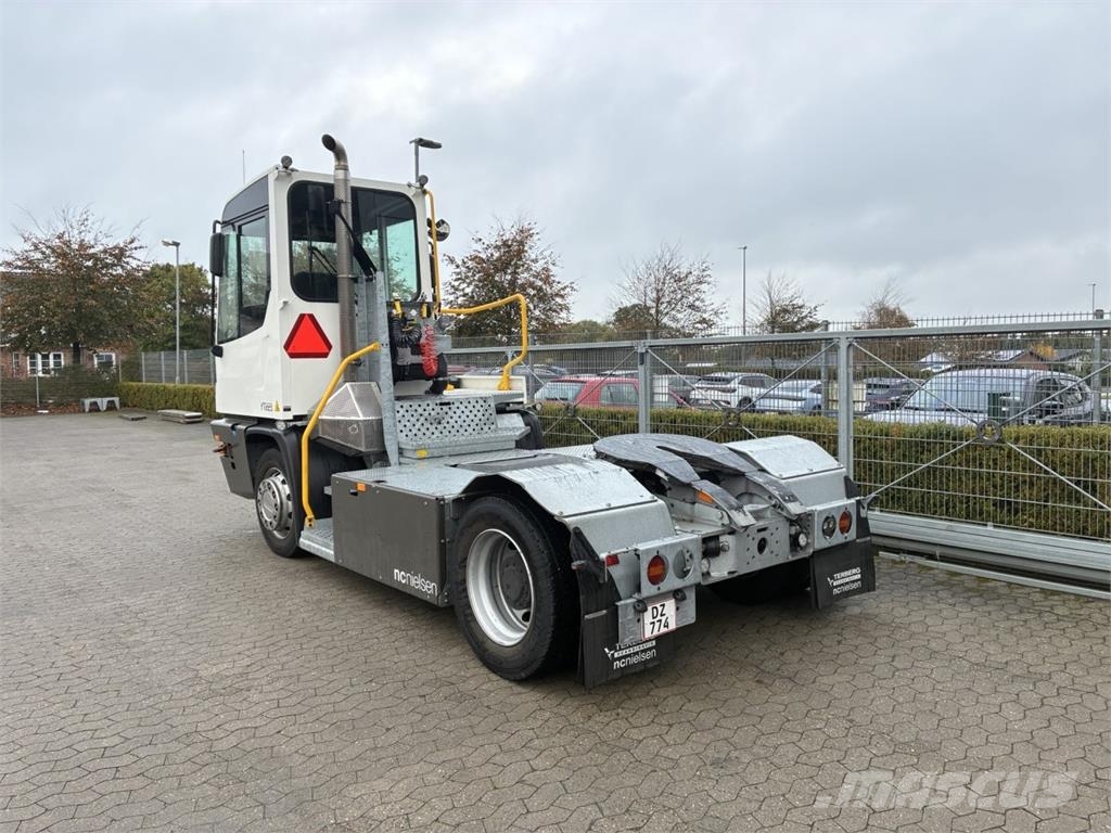 Terberg YT223 4X2 Terminālie traktori