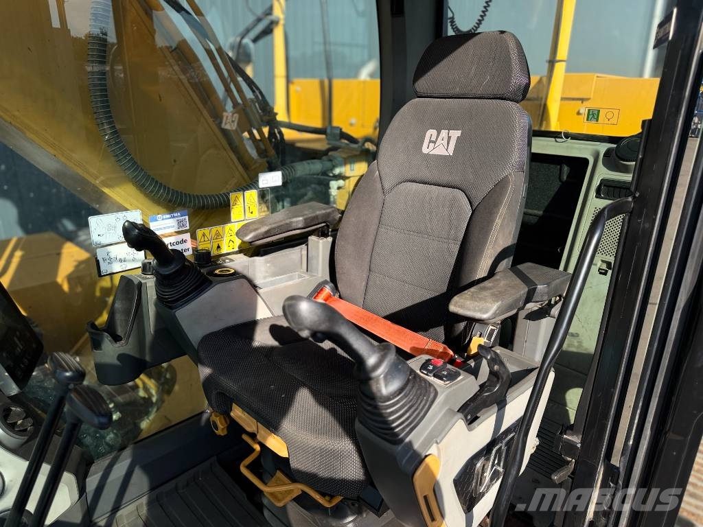 CAT 330 07B Rupsgraafmachines