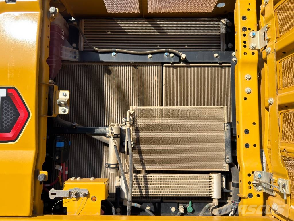 CAT 330 07B Rupsgraafmachines