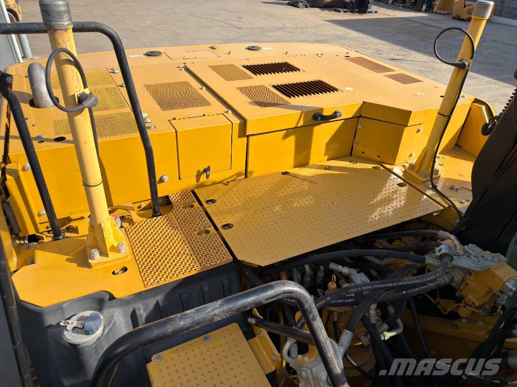 CAT 330 07B Rupsgraafmachines
