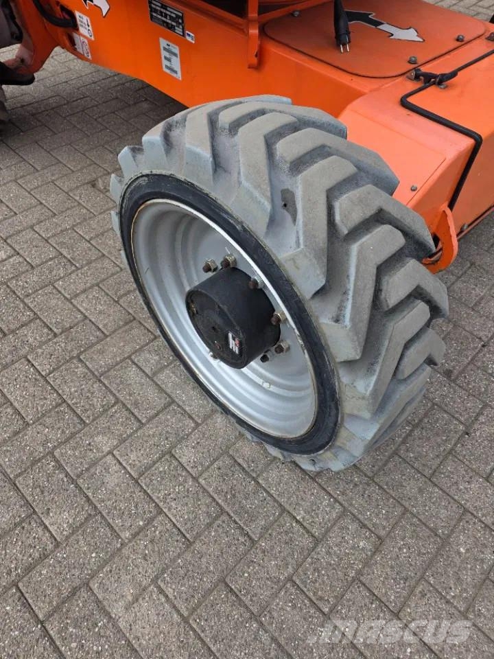 JLG H340aj elektrisch en diesel hoogwerker Kloubové plošiny
