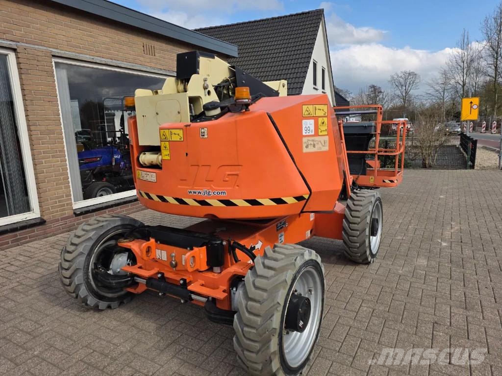 JLG H340aj elektrisch en diesel hoogwerker Kloubové plošiny
