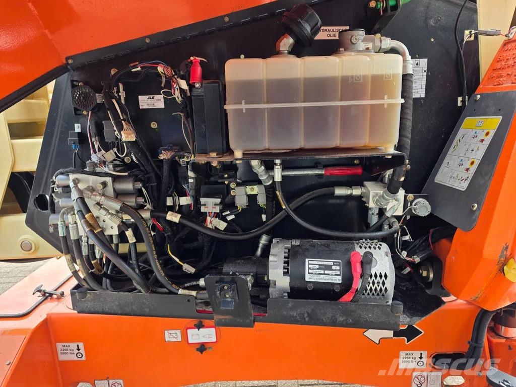 JLG H340aj elektrisch en diesel hoogwerker Kloubové plošiny